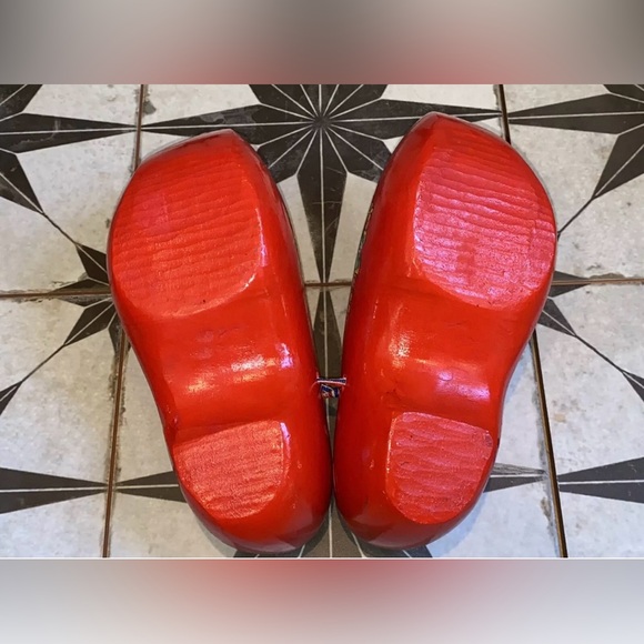 NATUURLIJK GOED WOODEN HOLLAND CLOG SHOES WINDMILL EUC - Picture 4 of 10